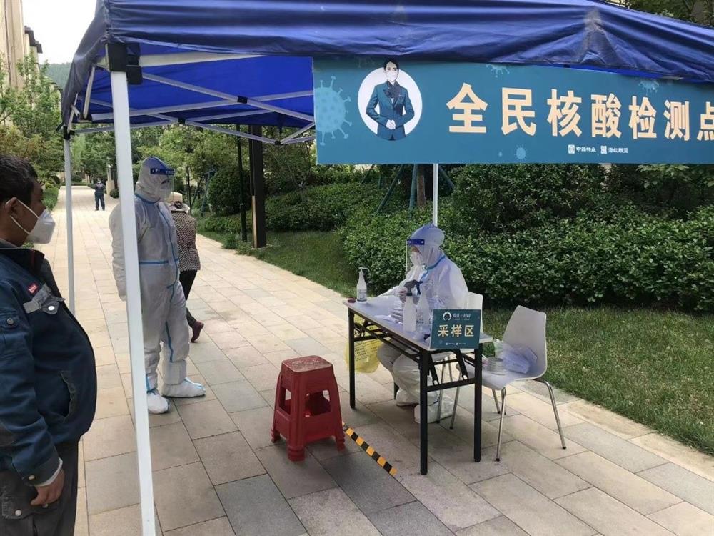 產(chǎn)發(fā)戰(zhàn)疫 | 園區(qū)巾幗不輸男兒，退伍黨員連續(xù)沖鋒在第一線